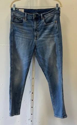 Gap Cigarette High Rise Jeans Womens 31/12R Medium Wash Blue Denim Slim Leg thumbnail 1