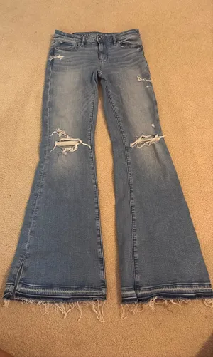 American Eagle Jeans thumbnail 1