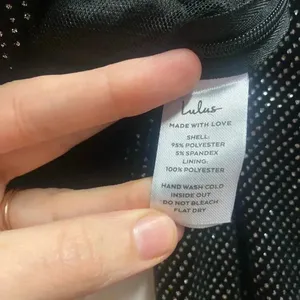 NWT Lulus Cropped Sequin/Sparkle Top Size Small thumbnail 4