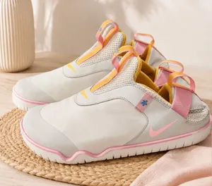 Men or Women Nike Zoom Pulse nursing medical sneakers slip on shoes size 7 thumbnail 1