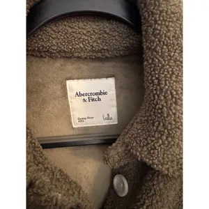 Abercrombie & Fitch Olive Green Sherpa Shirt Jacket Size Small thumbnail 4