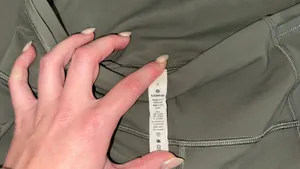 Fast And Free 25" Lululemon sage green thumbnail 3