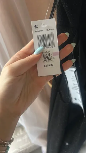Prom dress Size 6 thumbnail 9