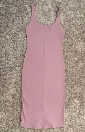 New Women’s Venus Ribbed Midi dress Mauve Size Medium thumbnail 7