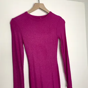 Skims Long Sleeve Dress Luxe Limited Edition Fuchsia Shimmer Foil Womens Medium thumbnail 4