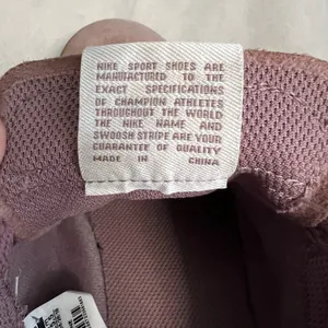 🔥 Nike SB Check Solarsoft Sneakers – Mauve/White Gum Sole (Women’s Size 8.5) thumbnail 7