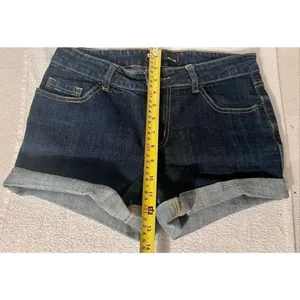 BDG Cuffed Shortie Jean Shorts Women's Size 29 Mid Rise Stretch Denim Dark Blue thumbnail 6