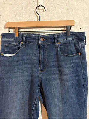 Universal Thread High Rise Slim Straight Jeans | Size: 12 thumbnail 2