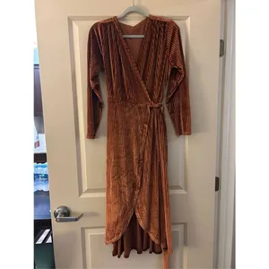 NEW Rust Ribbed Velvet Wrap Long Sleeve Belted Dress L thumbnail 3