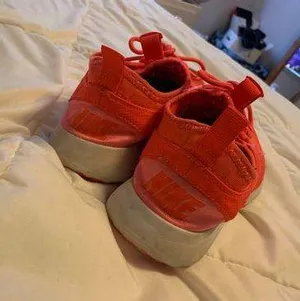 Orange  shoes thumbnail 2