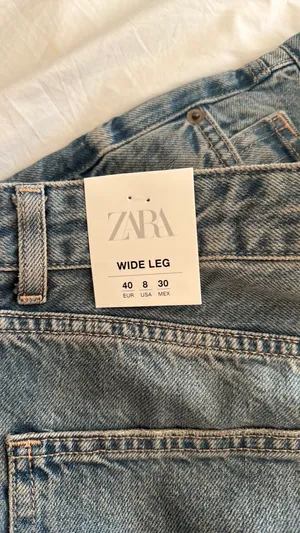 ZARA Jeans High-Rise Wide-Leg thumbnail 4