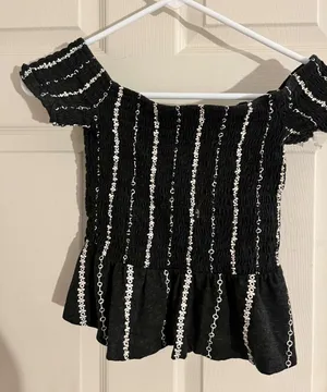 Aeropostale Off The Shoulder Top thumbnail 1