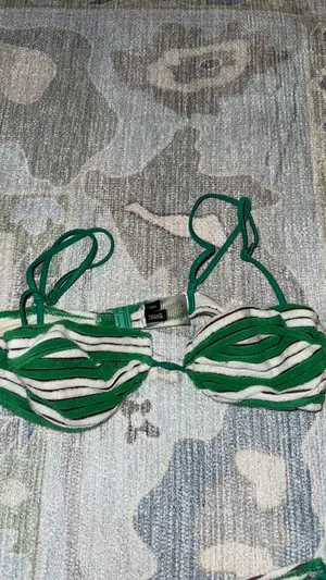 Triangl Bikini thumbnail 2