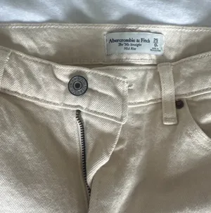 Abercrombie Jeans Straight 90s Mid-Rise thumbnail 4