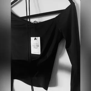 Princess Polly Classic Black Top thumbnail 6