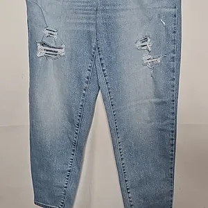 NWOT Levi's Silver Tab mom jeans light wash distressed ripped cropped jeans 29 thumbnail 5