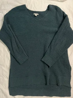 American Eagle Outfitters Sweater thumbnail 1
