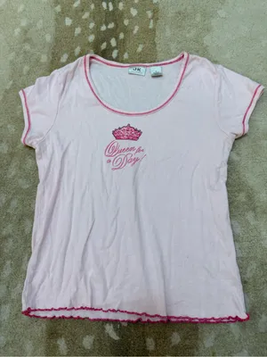 Vintage Y2K JK Intimates Queen for a Day Pink Baby Tee M Princess Crown thumbnail 3