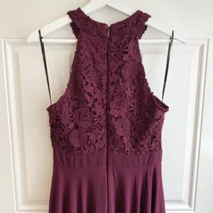 Lulu’s picture perfect burgundy lace maxi dress thumbnail 10