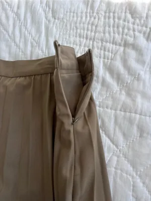 NWT Wishlist Apparel Brand Pleated A-Line Mini Skirt - size M thumbnail 4