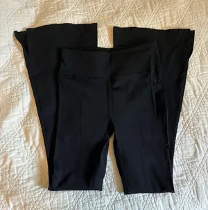 Cotton On Ribbed Flare Leggings thumbnail 1