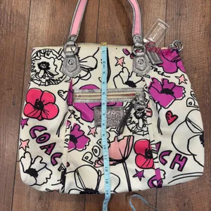 Coach Poppy Floral Graffiti Satin Tote Bag Purse 16306 Excellent Condition Charm thumbnail 7
