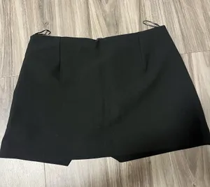 Zara Black Mini Skort thumbnail 1