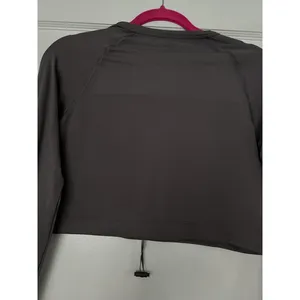 Gymshark Women's Cropped Long Sleeve Top - Size S thumbnail 7