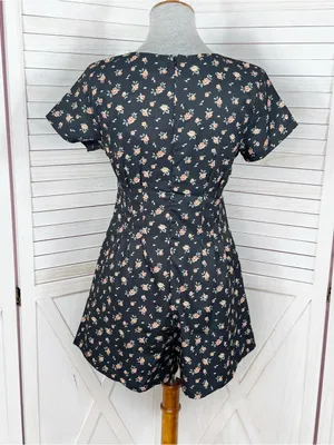 Princess Polly Floral Button Front V Neck Romper Black Size 4 Cottage Playsuit thumbnail 4