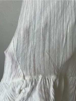 H&M White V-Neck Sleeveless Textured Peplum Tank Size L thumbnail 5