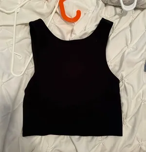 black tank top Size XS thumbnail 1