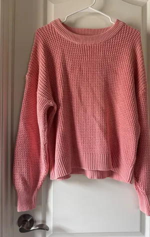 NWT Old Navy Coral Pink Crewneck Sweater / B48 thumbnail 1