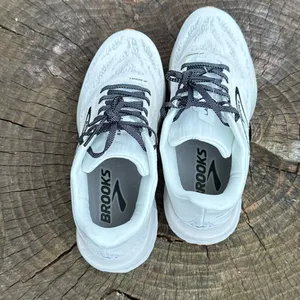 Brooks Men's Launch 11 Neutral Running Shoe White Size 7 thumbnail 8