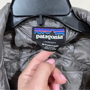 Patagonia Women's Nano Puff Insulated Vest grey size medium EUC thumbnail 3