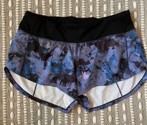 Lululemon Speed Up Shorts 2.5" Low-Rise thumbnail 1