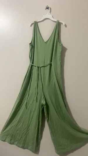 AnyBody Green Sleeveless V-Neck Jumpsuit US Medium thumbnail 2
