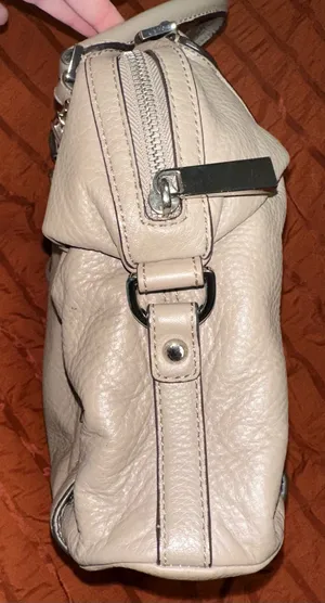 Michael Kors Bedford Medium Belted Leather Satchel – Taupe / Dark Khaki thumbnail 8