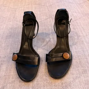 Ann Taylor Black Leather Ankle Strap Heeled Sandals Women’s 9 thumbnail 2