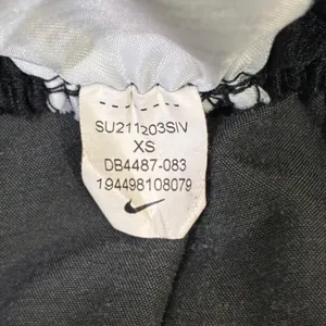 Nike Dri-FIT Running Shorts Black Women's XS Athletic Gym Workout thumbnail 2