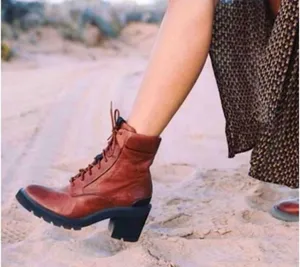 Frye Savannah Leather Classic Lace Up Streetwear Combat Heeled Boots 8.5 thumbnail 1