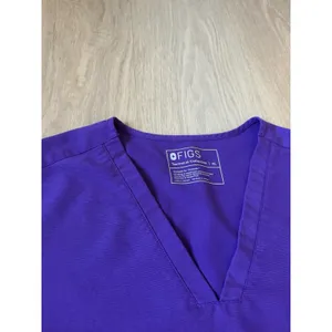 Figs Shirt Womans Purple Casma Scrubs 3 Pocket Technical Collection Top XL thumbnail 3