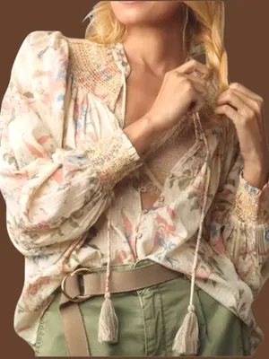 EUC Anthropologie Smocked Lurex Floral Long Sleeve Top Size Small thumbnail 2