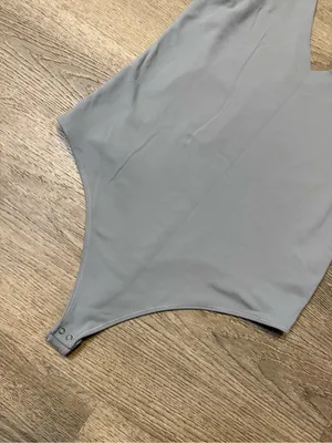 •ABERCROMBIE & FITCH• BODYSUIT thumbnail 2