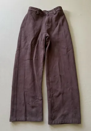 Aritzia TNA Cozy Fleece Boyfriend Trouser Sweatpants thumbnail 1