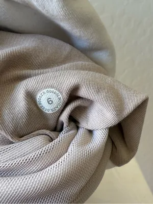 Lululemon Loungeful High-Rise Short 7" *Graphic short thumbnail 6