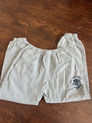 Brandy Melville Rosa Sweatpants thumbnail 2