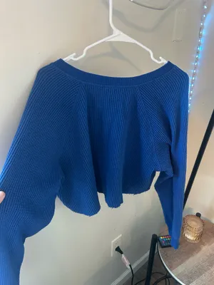 Old navy blue cropped thermal long sleeve  thumbnail 2