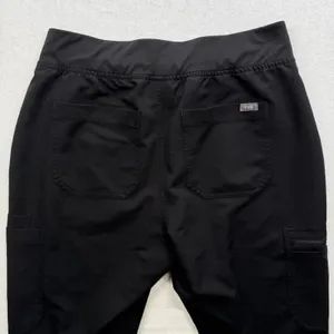 FIGS Yola Skinny Scrub Pants Women’s Large Black Technical Collection thumbnail 3