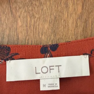 Loft sz M Ruffled Sheer Rust Red Floral Embroidered Crochet Blouse Top Bohemian thumbnail 9