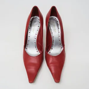 Vintage Y2K BCBGirls Red Pointed Toe Pumps thumbnail 3